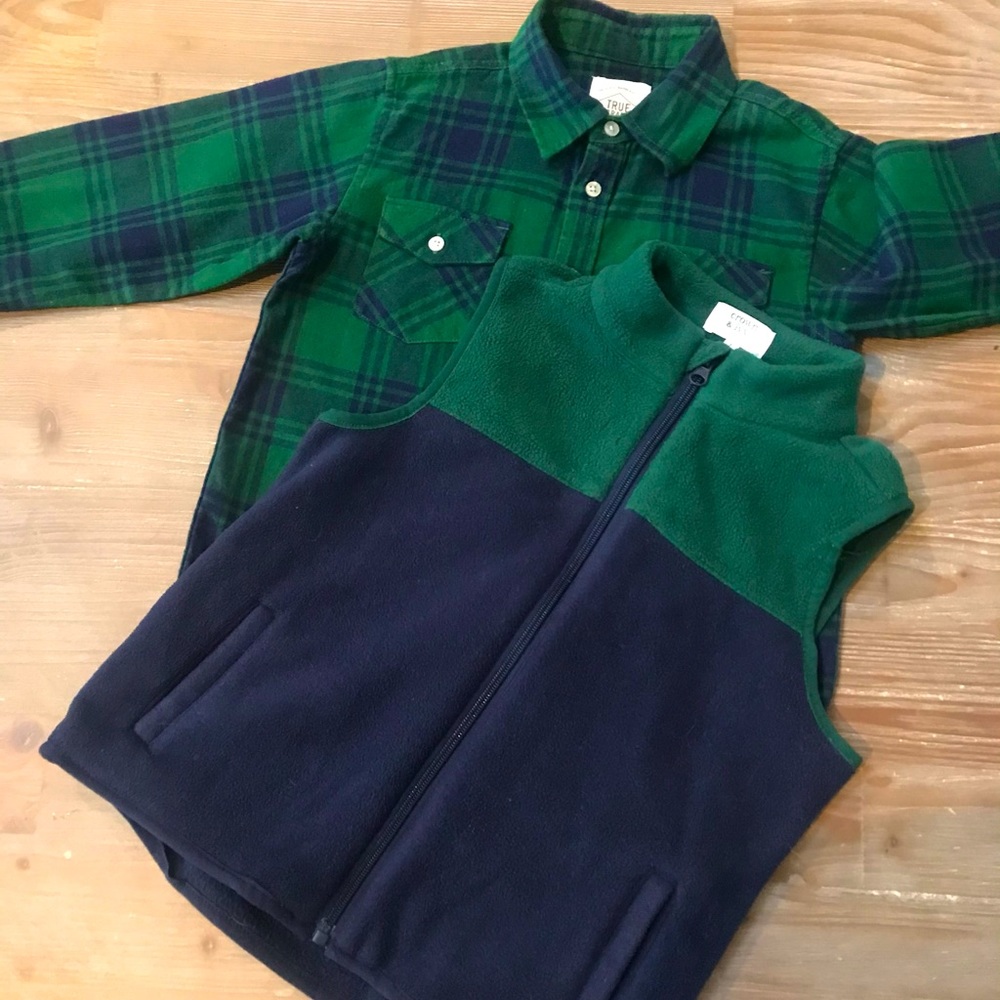 Crown & Ivy Vest Size 7 Blue/Green  True Craft Button Down Long sleeve shirt